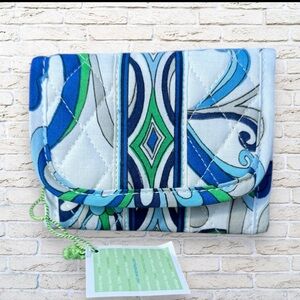 NWT VERA BRADLEY in Mediterranean White Wallet